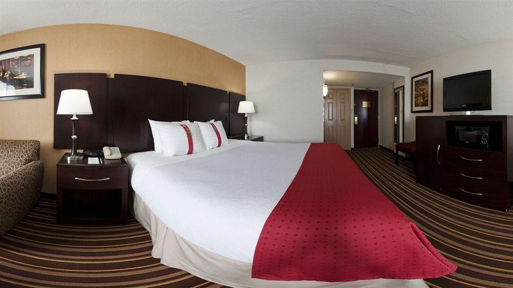 Holiday Inn Philadelphia-Stadium Exterior foto